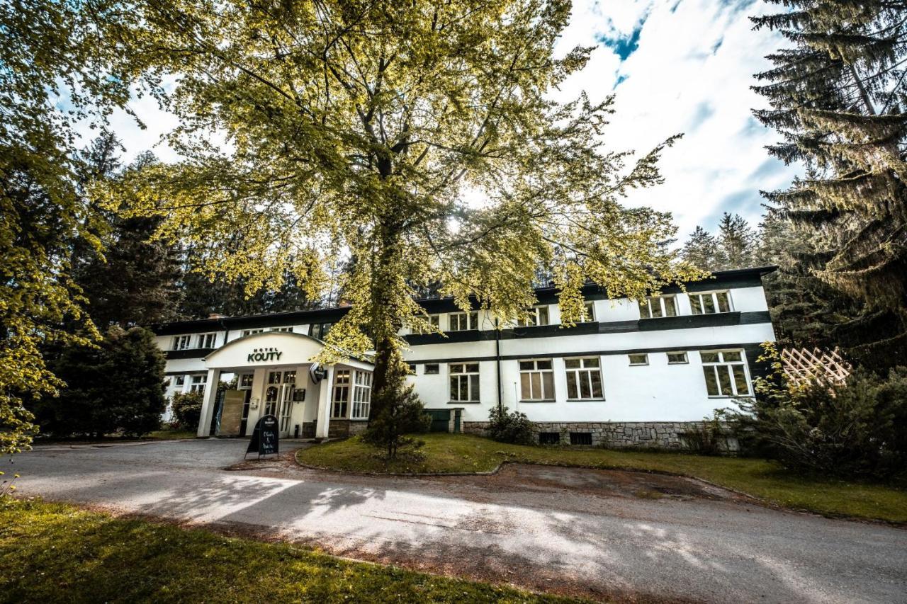 Hotel Kouty Ledeč nad Sázavou 外观 照片